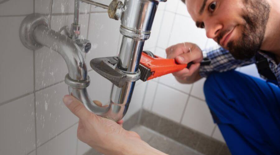 Expert burst pipe repair services in Glen White, WV